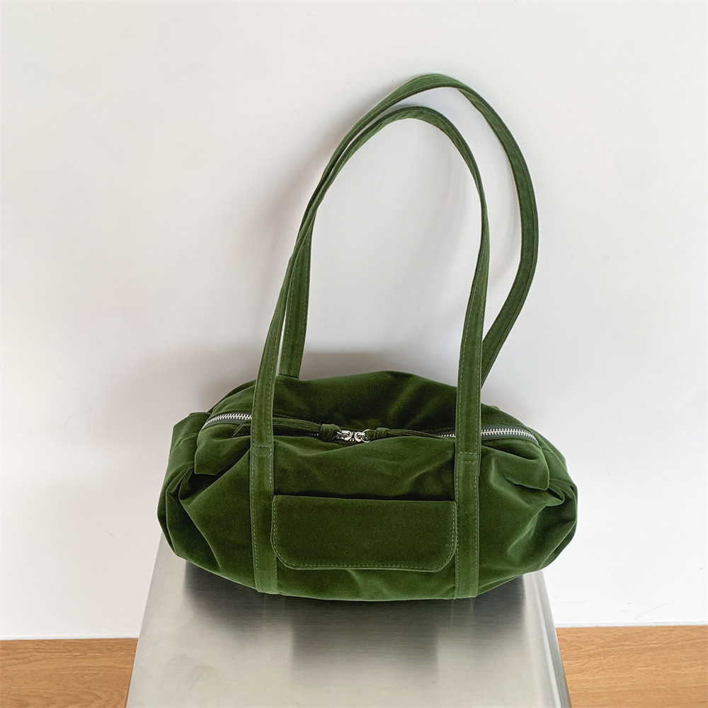 Women Hand Bags For Office - حقيبة يد نسائية من المخمل بتصميم