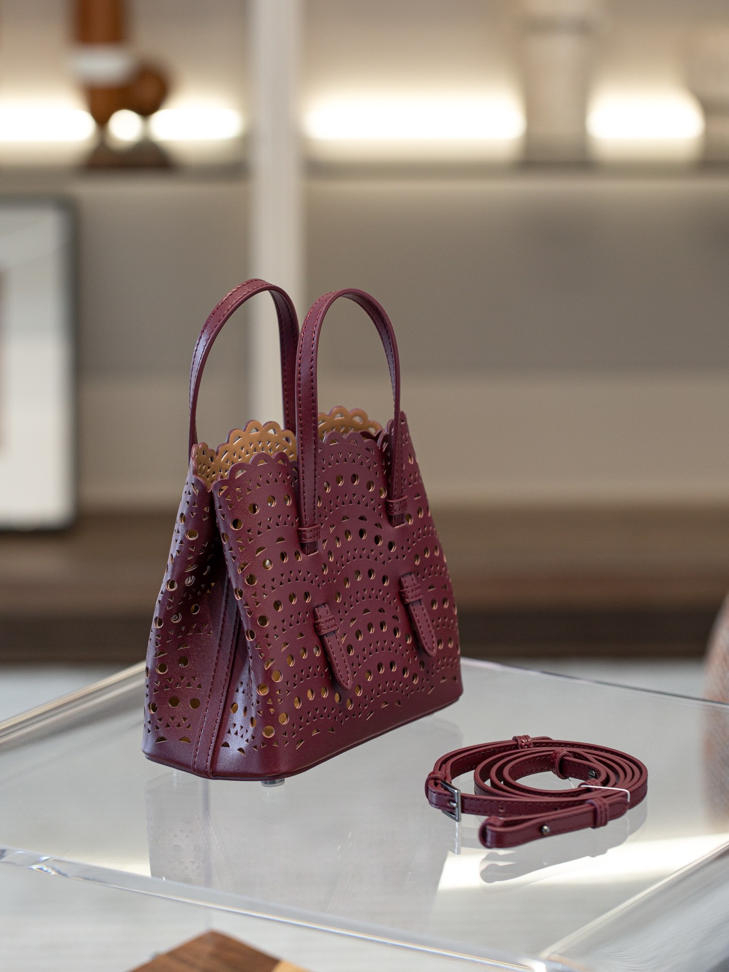 حقائب كتف فاخرة عالية الجودة م - مراجعة Women Bags Branded وسعره