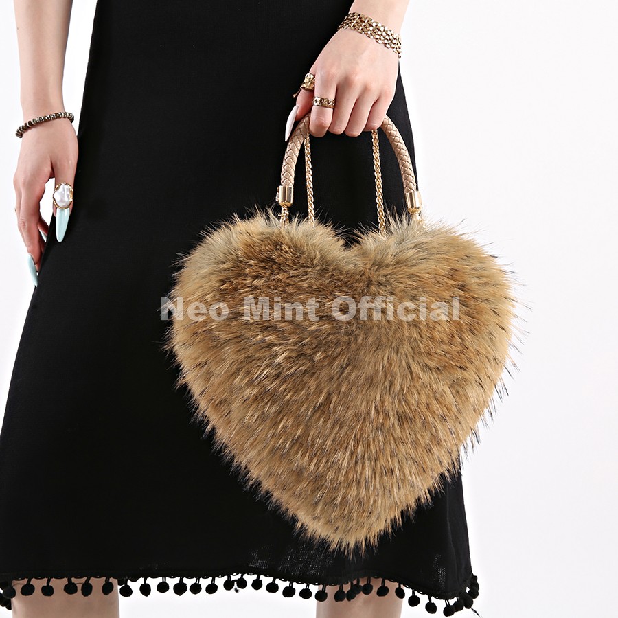 حقيبة يد نسائية فاخرة من نيو م - مراجعة Women Bags Ru وسعره