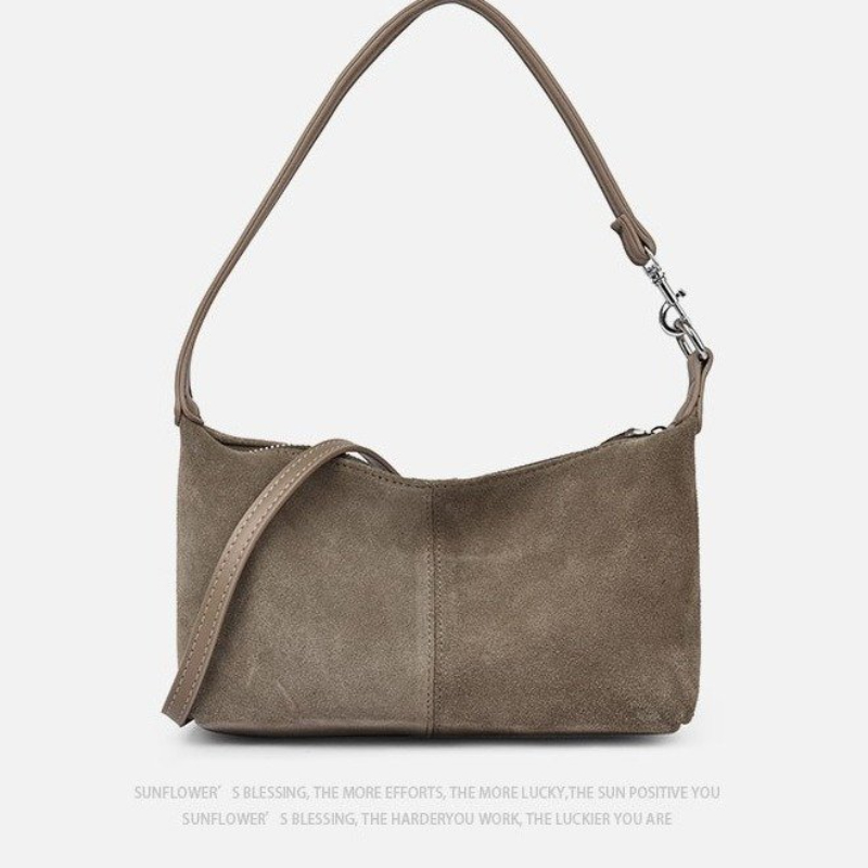 حقيبة كتف صغيرة من جلد الغزال  - مراجعة Women Bags 2026 Trends وسعره