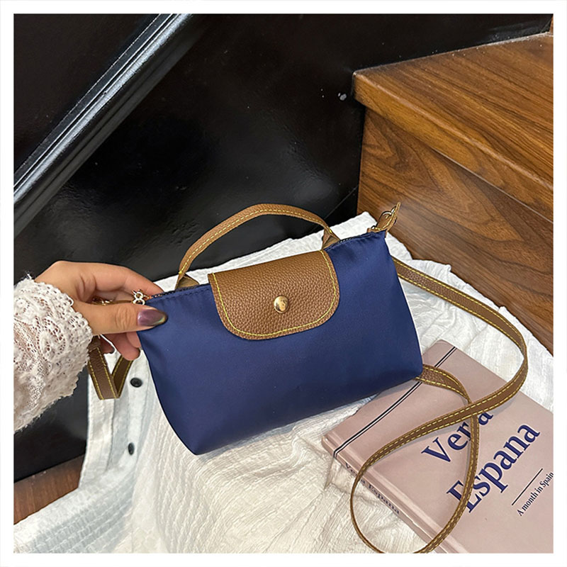 حقيبة كروس بودي نسائية عصرية ب - مراجعة Women Bags 2026 Trends وسعره