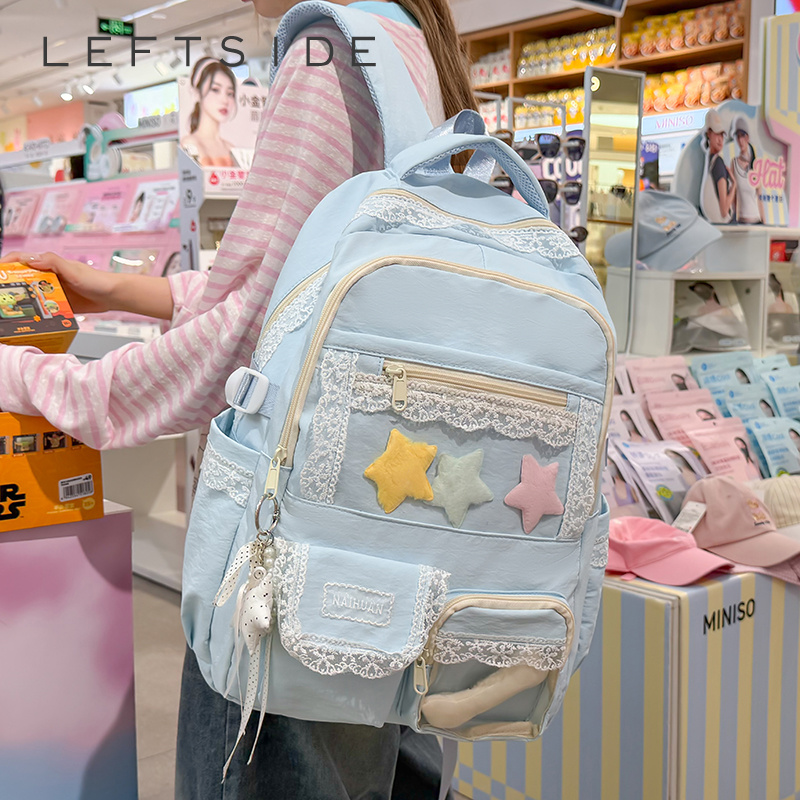 حقيبة ظهر نسائية مزينة بالدانت - مراجعة Women Bags 2026 Trends وسعره